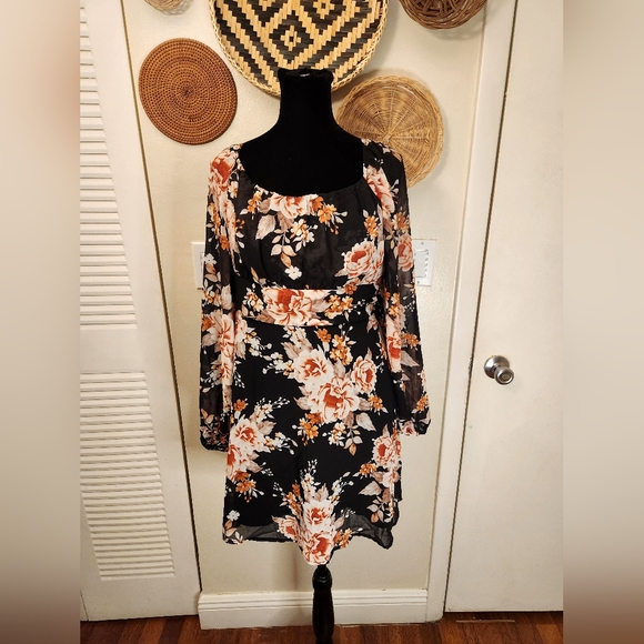 Black Floral Long Sleeve Mini Dress With Tie Back - Picture 8 of 12
